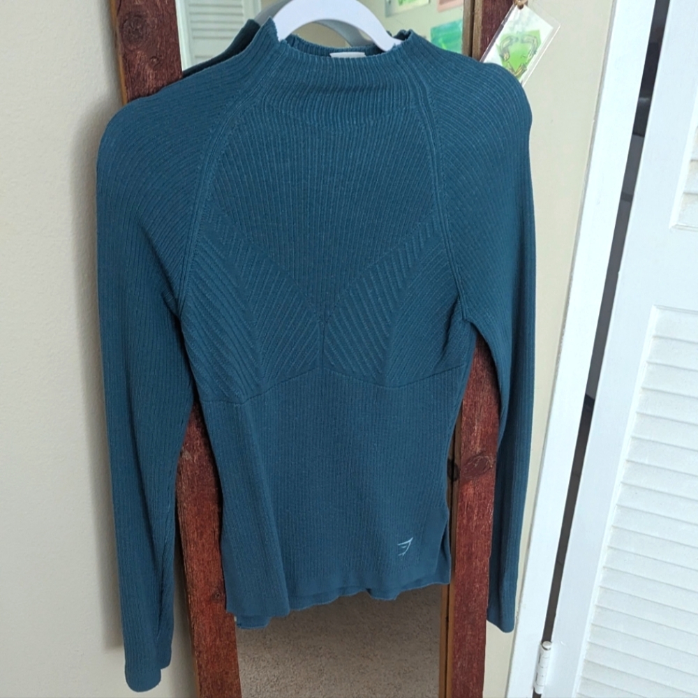 Gymshark sweater